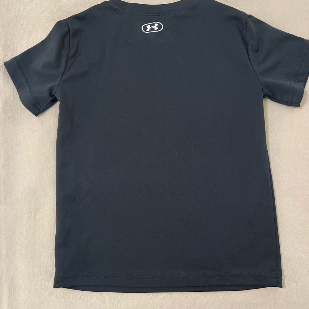 Under Armour Kids Black and Yellow Logo T-Shirt. Sz 6 - Picture 2 of 3